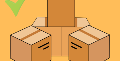 Ilustración de cajas de Amazon Segunda Mano con un check verde y cinco estrellas indicando calidad y garantía.