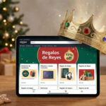 Móvil con lista de deseos de Amazon abierta y decoración de Reyes Magos.